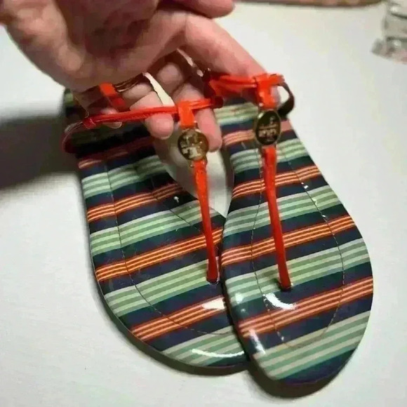 Tory Burch Emmy thong sandals - Picture 3 of 8